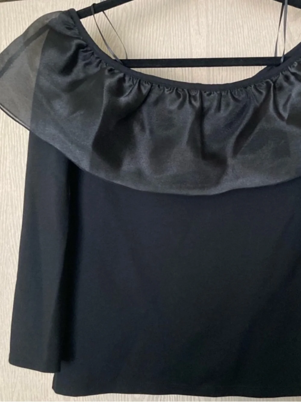 J.Crew Black Off The Shoulder Long Sleeve Ruffle Neckline Top Size M